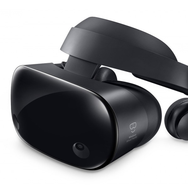 Virtual-Reality-Revolution-VR-Headset